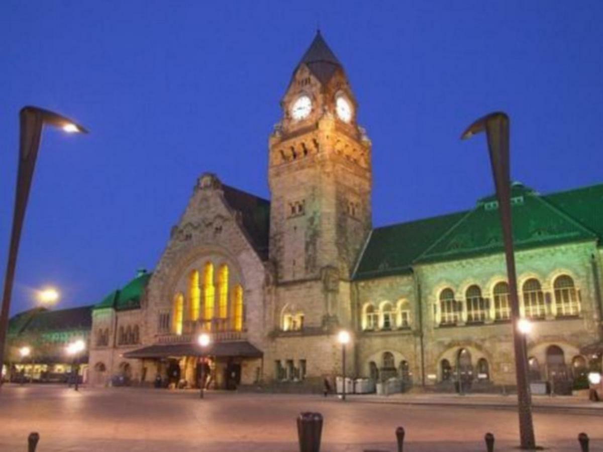 L'Imperial De Metz Gare Et Pompidouアパートメント エクステリア 写真